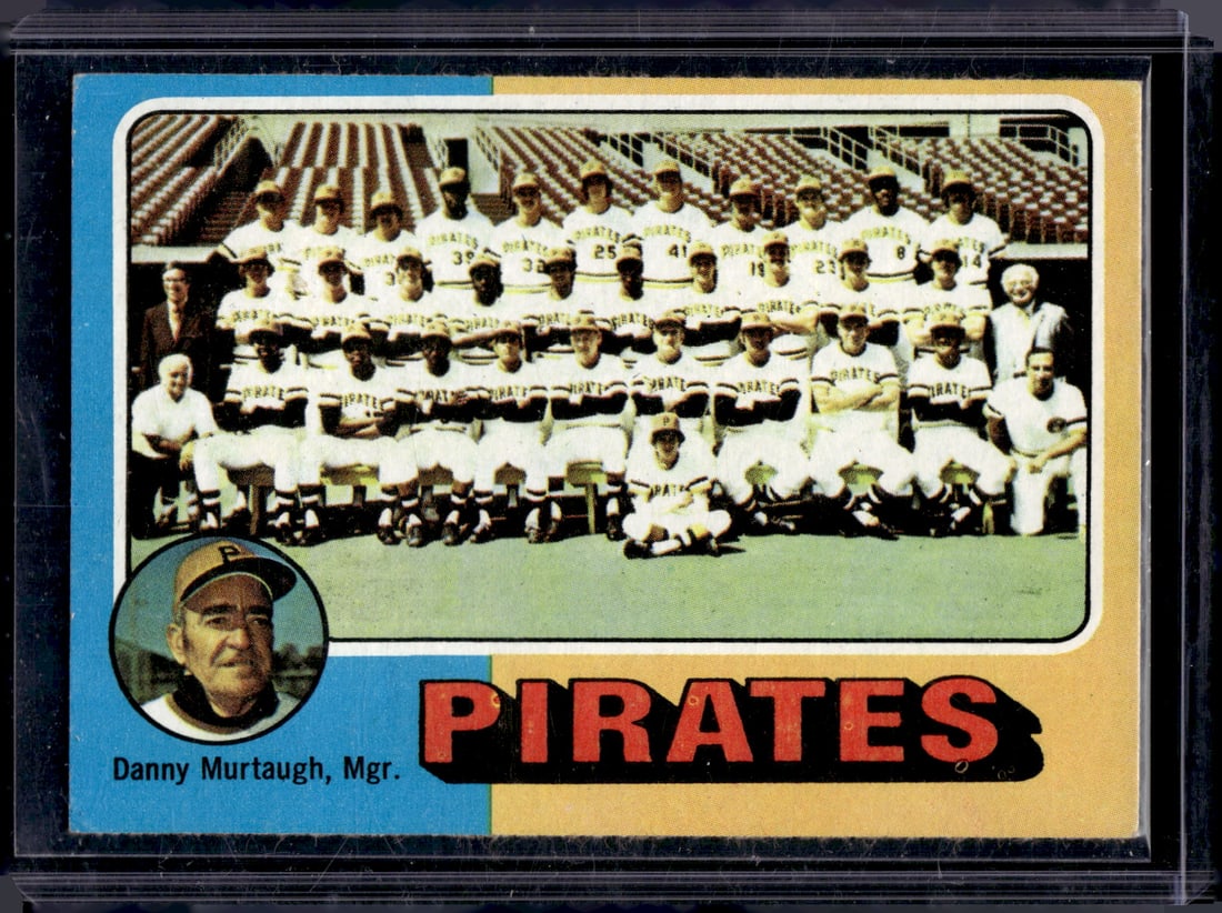 Pirates Team Card 1975 Topps #304 Vintage Baseball Card: Topps Baseball MLB Trading & Sports Cards, Sports Cards for Sale Near Me, World Series & Hall of Fame Players Memorabilia, Refractors, X-Fractors, Numbered, SP, SSP, Valuable Auction Memorabilia Lots 