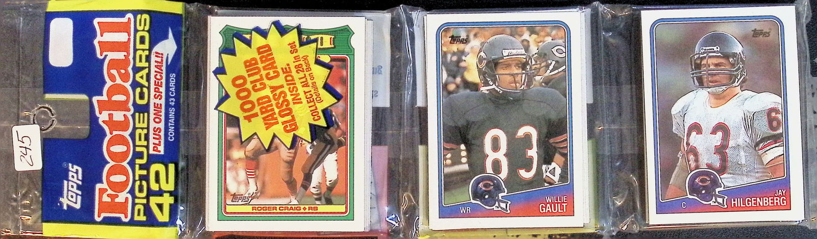 1988 Topps Series 1 Football Rack Pack Bo Jackson Rookie Season, Roger Craig on Front (1 of 2)