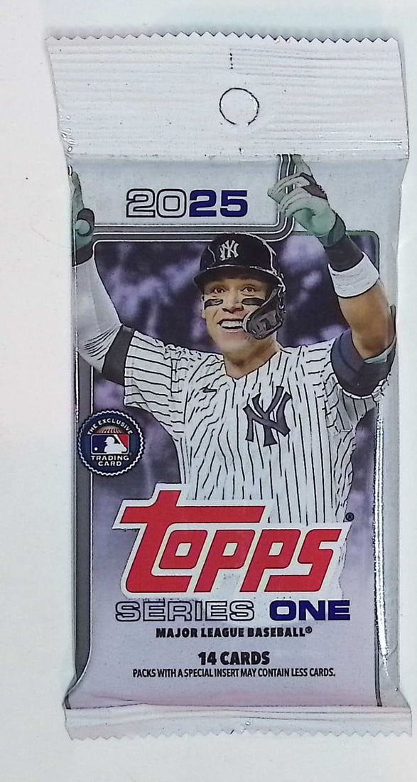 2025 Topps Series 1 Baseball Cards HANGER RETAIL PACK Sports Cards Baseball Cards (1 of 1)