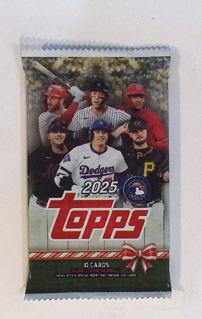 2025 Topps Baseball Holiday MEGA BOX PACK (1 of 1)