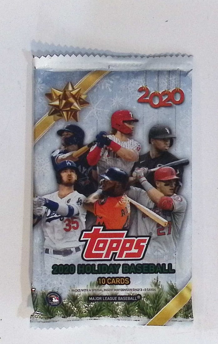 2020 Topps Holiday Baseball Mega Box Pack - MLB Trading Card (1 of 1)