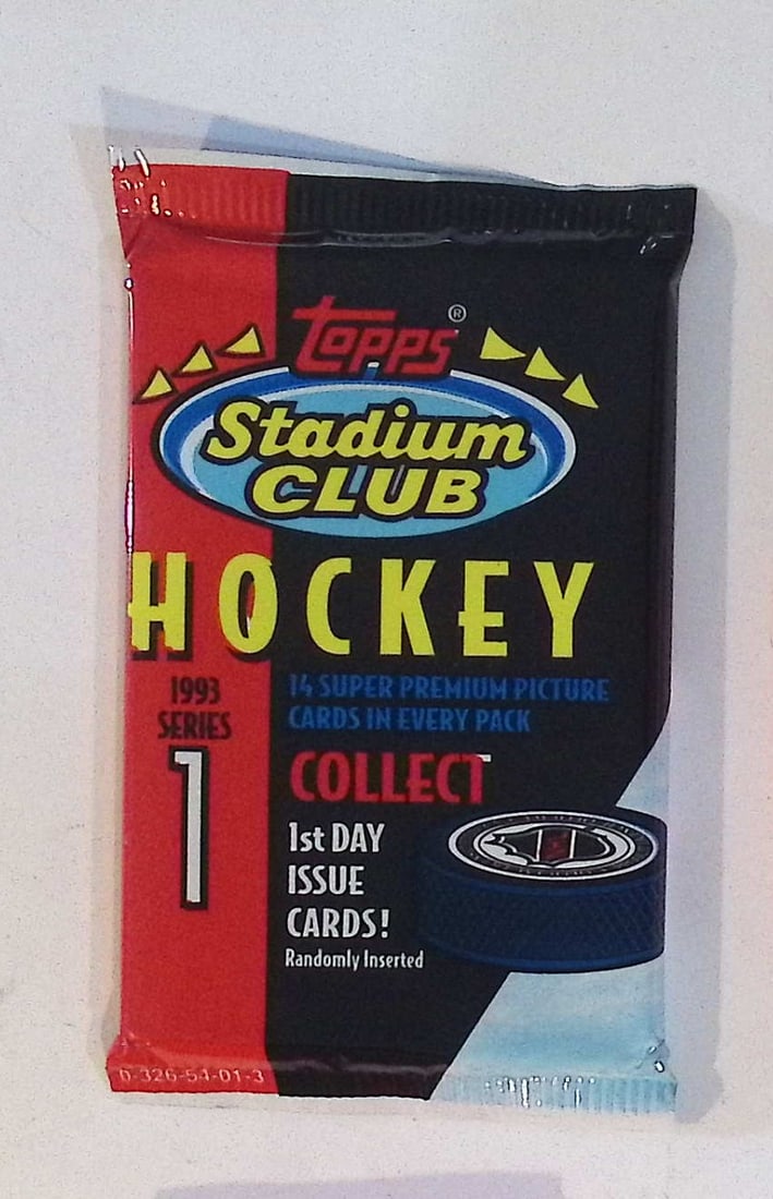 1993 Topps STADIUM CLUB Series 1 Hockey Cards Retail Box Wax Pack NHL Trading Cards (1 of 1)