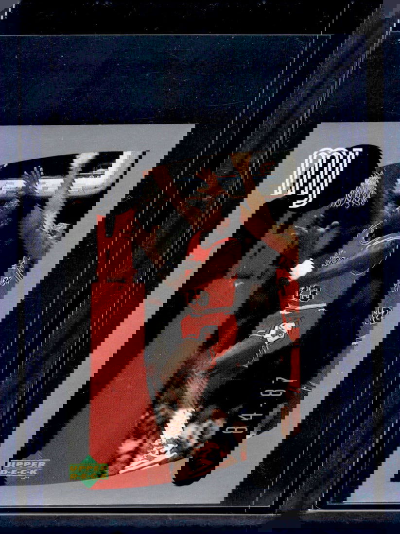 Michael Jordan Sticker 1998-99 Upper Deck #9 Chicago Bulls (1 of 2)