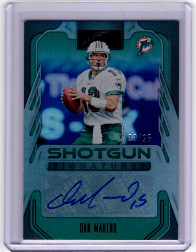 Dan Marino Auto /25 2022 Panini Playbook #SS-DM Miami Dolphins (1 of 2)