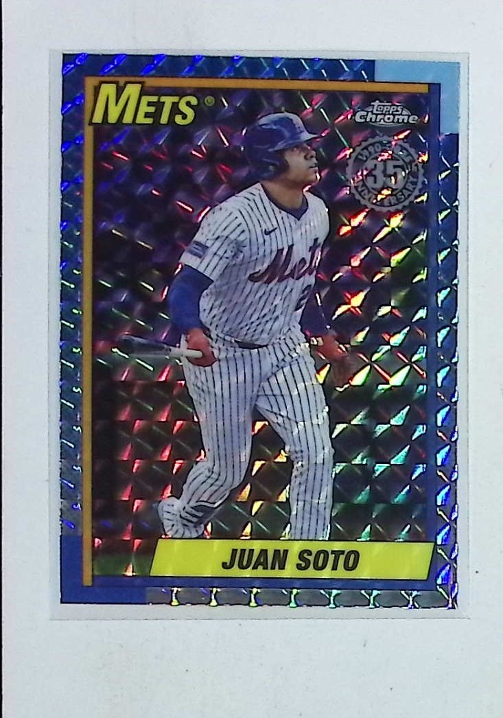 Juan Soto Geometric Variation 35th Anniversary 2025 Topps Chrome Update Series #90CU-4 (1 of 2)