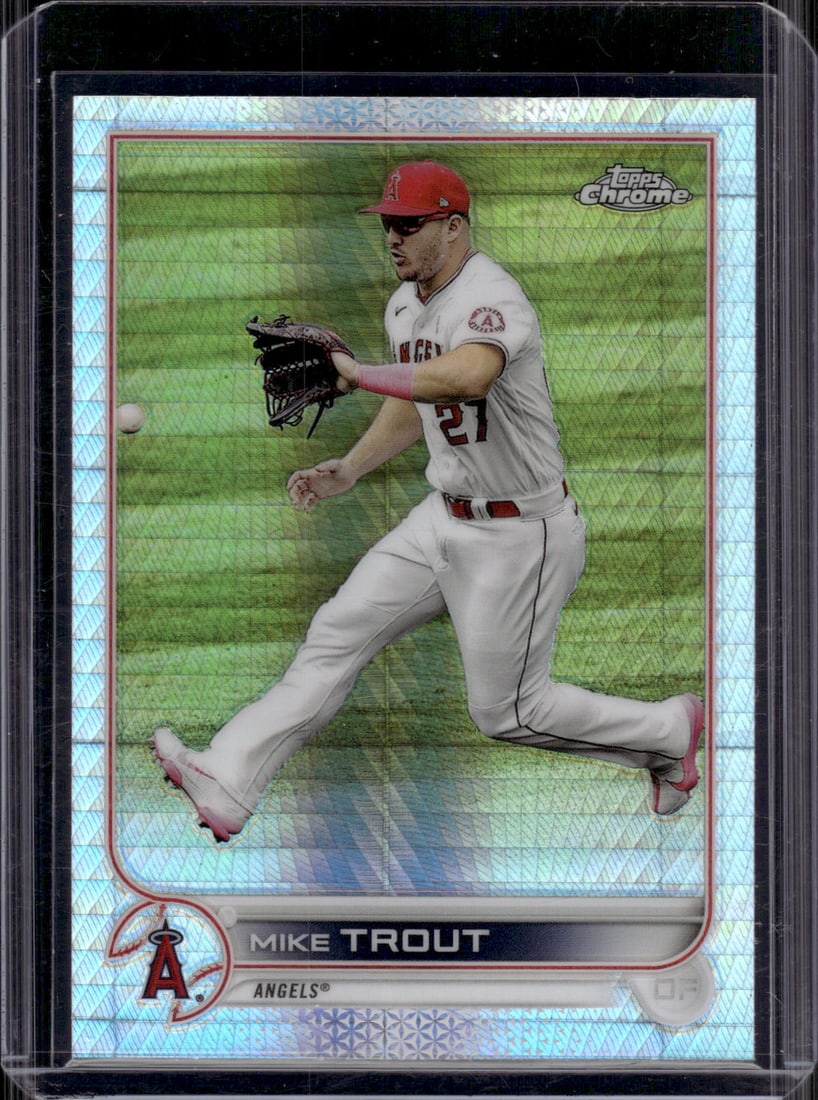 Mike Trout Prism Refractor 2022 Topps Chrome #200 Los Angeles Angels (1 of 2)