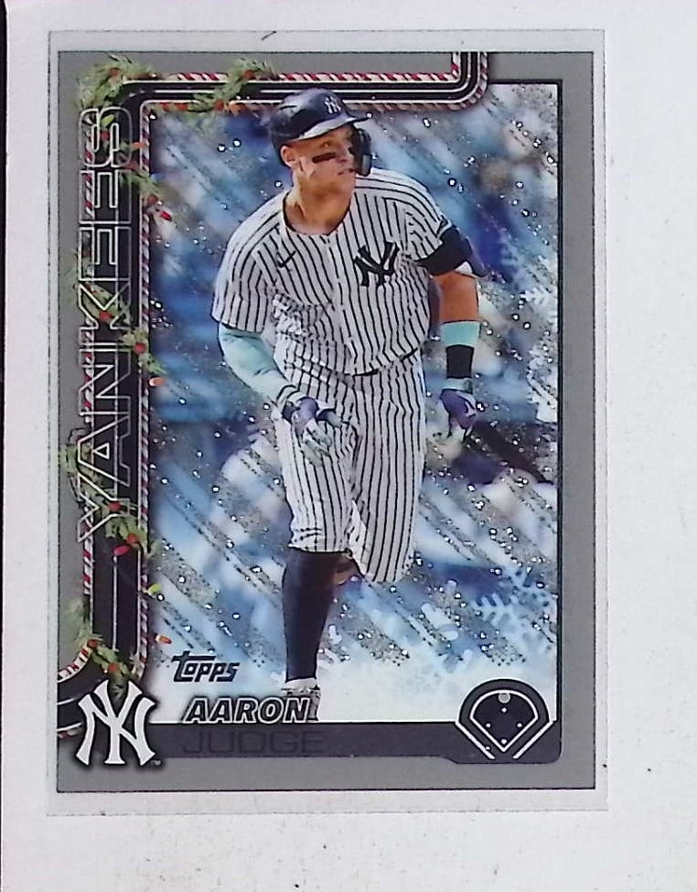 Aaron Judge Silver Metallic Glitter 2025 Topps Holiday #H161 (1 of 2)