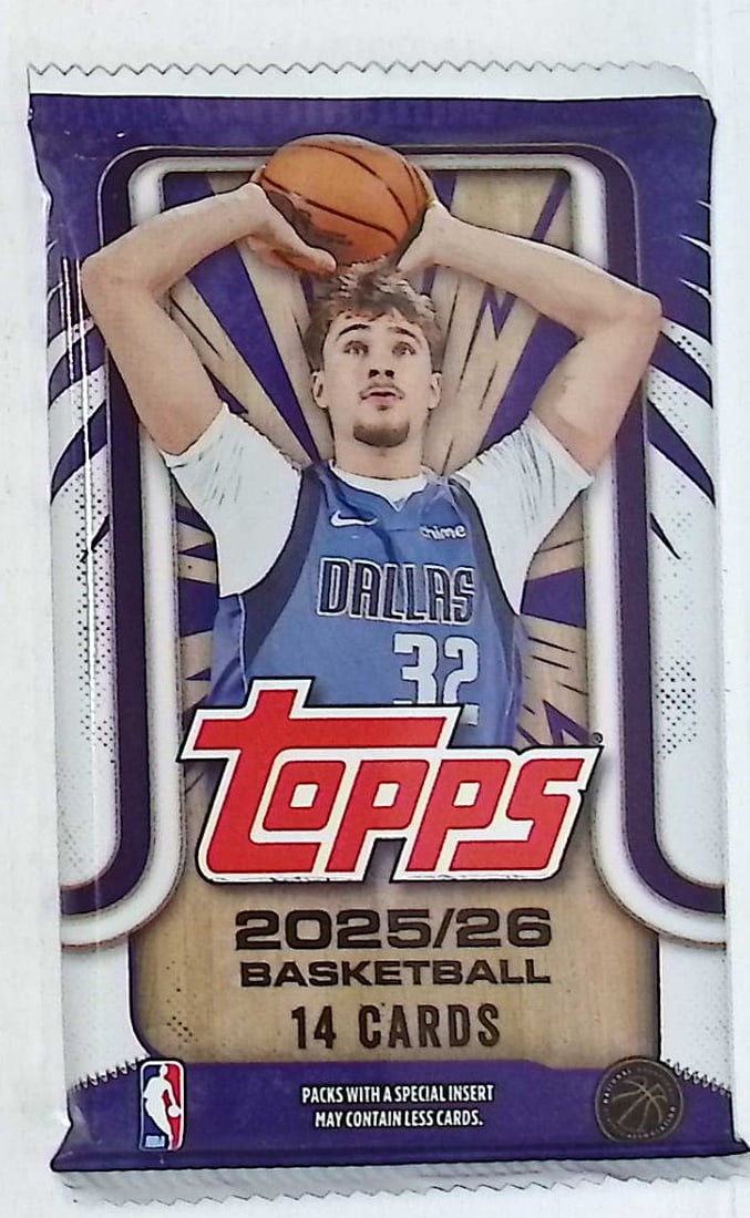2025-26 Topps Basketball Card MEGA BOX PACK - RC'S: Cooper Flagg, Kon Kneuppel, VJ Edgecombe: Topps Basketball NBA Trading & Sports Cards, Rookie Cards in this set are Cooper Flagg, Dylan Harper, Ace Bailey, V J Edgecombe, Kon Knueppel , Autographs, Signatures, Green Topps Logo Refractor, Auct