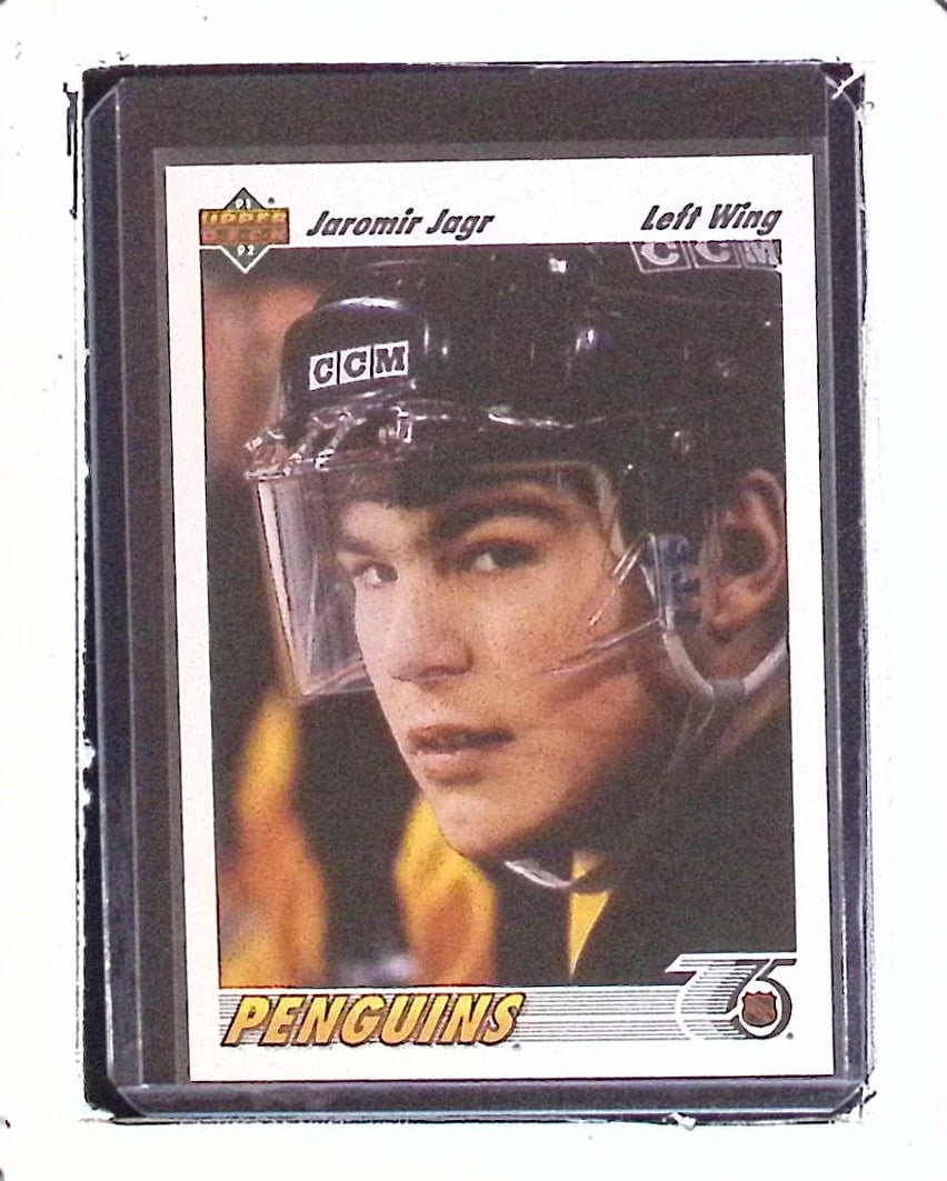 Jaromir Jagr Rookie Card 1991 Upper Deck #256 Pittsburgh Penguins NHL Trading Card: Upper Deck Vintage NHL Hockey Trading & Sports Cards, Old Sports Cards for Sale Near Me, Stanley Cup & Hall of Fame Players, Valuable Auction Memorabilia Lots for Sale On Line