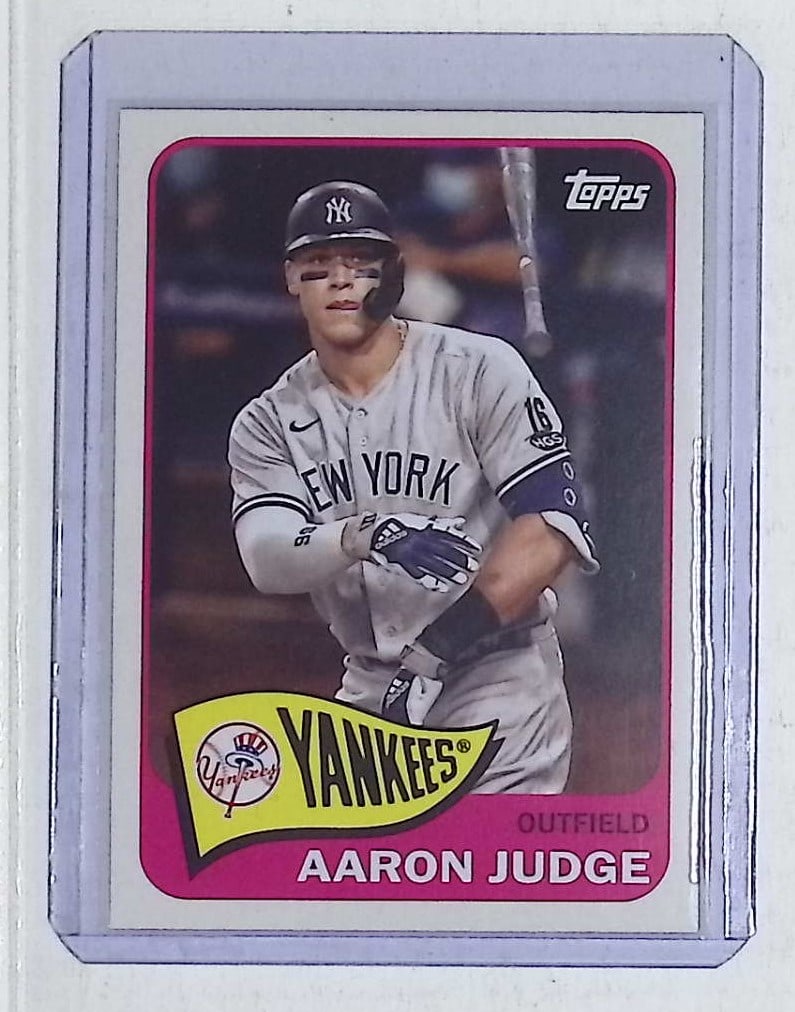 Aaron Judge 2021 Topps 1965 Throwback Insert #T65-33: Topps Baseball MLB Trading & Sports Cards, Sports Cards for Sale Near Me, World Series & Hall of Fame Players Memorabilia, Refractors, X-Fractors, Numbered, SP, SSP, Valuable Auction Memorabilia Lots 