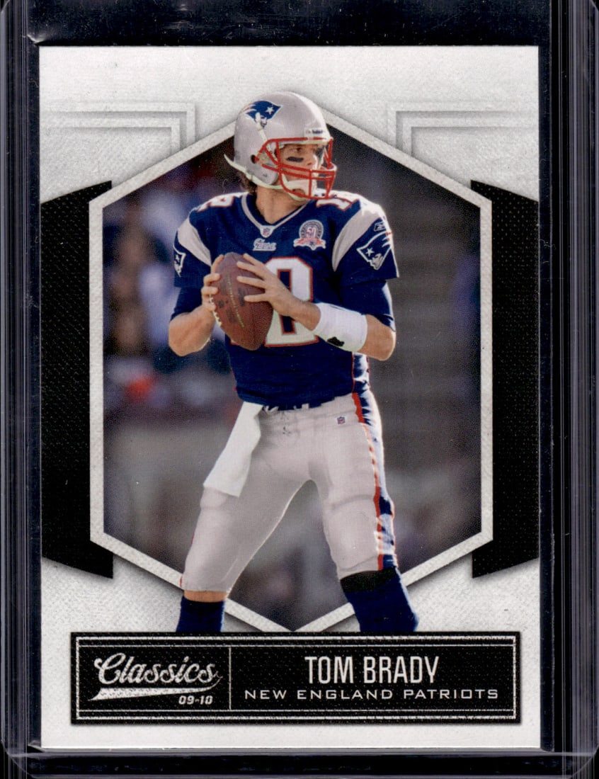 Tom Brady 2010 Panini Classics #59 New England Patriots: Panini Select, Prizm, Mosaic, Contenders, Zenith, Phoenix, Illusions, Absolute, Rookie NFL Sports Trading Cards, SP, SSP, Cards, Football Cards for Sale Near Me, Superbowl & Hall of Fame Player Cards,