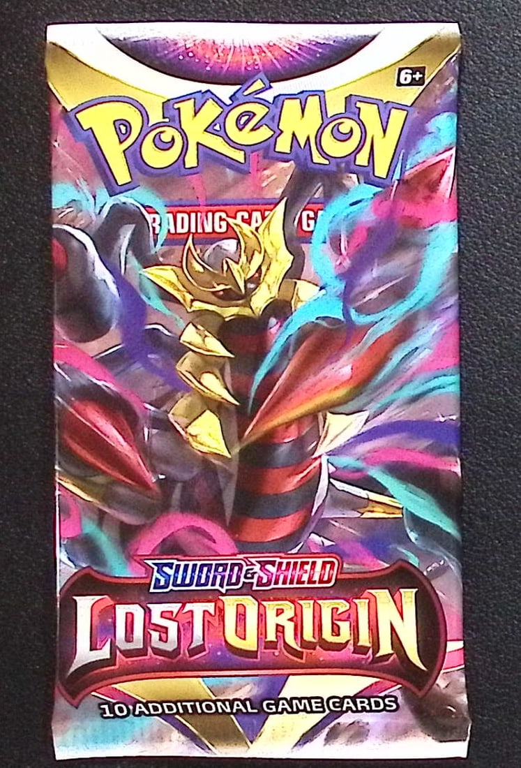 Pokemon Sword and Shield Lost Origin 10 Card Booster Pack Charizard Pikachu Holo Rare Cards (1 of 1)