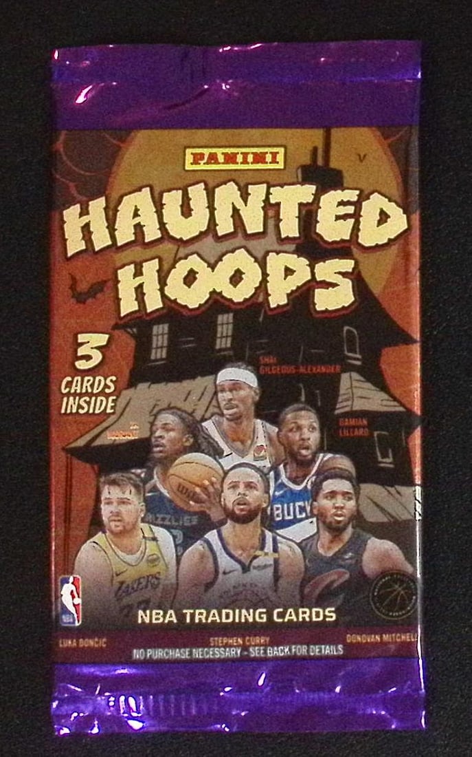 2025 Panini Haunted Hoops Basketball Retail Box Pack (1 of 1)