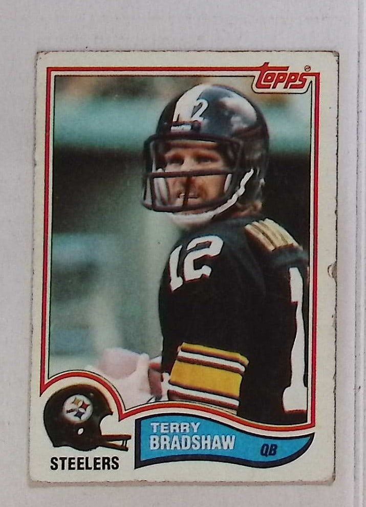 Terry Bradshaw Vintage 1982 Topps #204 Pittsburgh Steelers: Topps Football NFL Trading Sports Cards, Sports Cards for Sale Near Me, Super Bowl & Hall of Fame Player Cards, Resurgence, Composite, SP, SSP, Valuable Auction Memorabilia Lots For Sale On Line