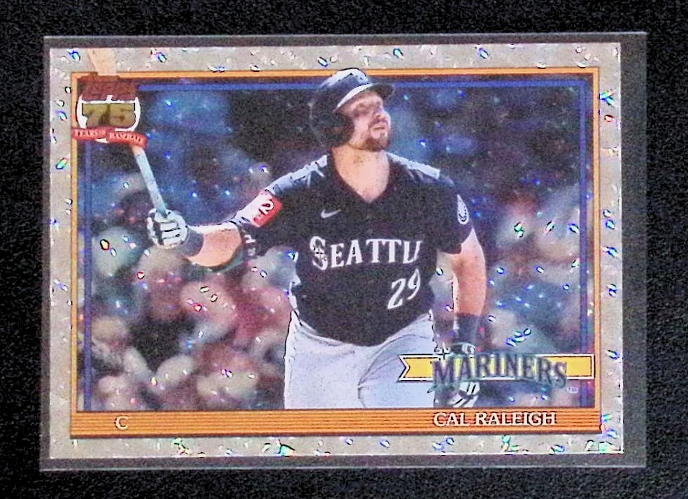 Cal Raleigh Crackle Foil 35th Anniversary 2026 Topps Series 1 75th Anniversary #T91-88: Topps Baseball MLB Trading & Sports Cards, Sports Cards for Sale Near Me, World Series & Hall of Fame Players Memorabilia, Refractors, X-Fractors, Numbered, SP, SSP, Valuable Auction Memorabilia Lots 