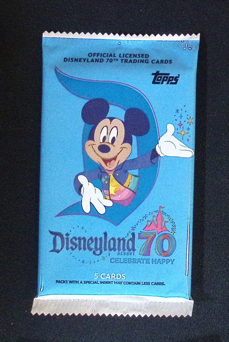 2025 Topps Disneyland Resort 70th Anniversary Blaster Box Pack: Disney Topps Trading Cards of Movies & Television Shows, Refractors, Ray Waves, Numbered Rare Cards. Darth Vader, Luke Skywalker, Princess Leia, Mandalorian, Yoda, Grogu, Han Solo, Rebellion, Imperial
