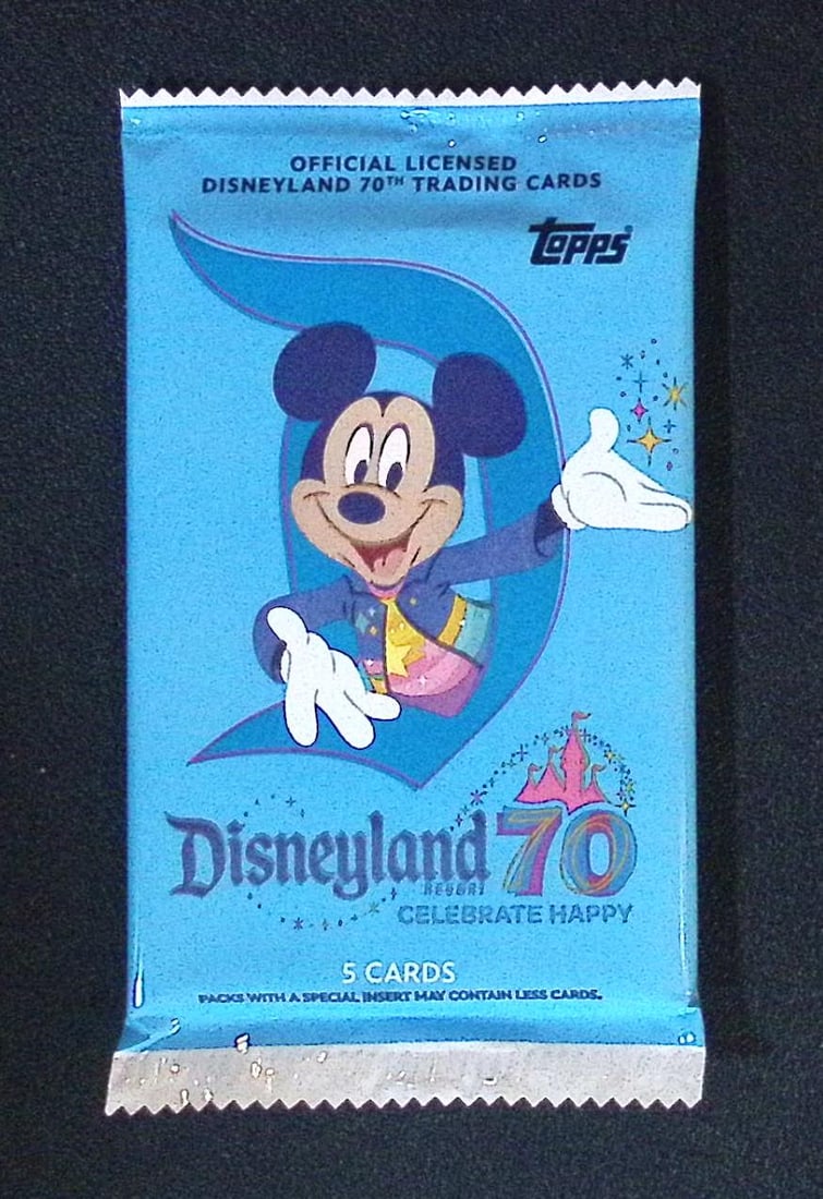 2025 Topps Disneyland Resort 70th Anniversary Blaster Box Pack: Disney Topps Trading Cards of Movies & Television Shows, Refractors, Ray Waves, Numbered Rare Cards. Darth Vader, Luke Skywalker, Princess Leia, Mandalorian, Yoda, Grogu, Han Solo, Rebellion, Imperial