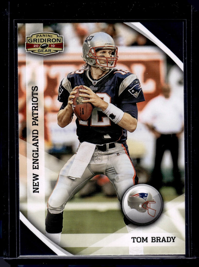Tom Brady 2010 Panini Gridiron Gear #88 New England Patriots (1 of 2)