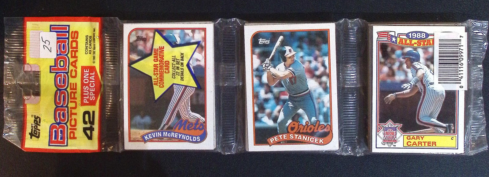 1989 Topps Baseball Cards Hanger Rack Pack 42 Cards Plus 1 Special Card You Receive the Pack (1 of 2)