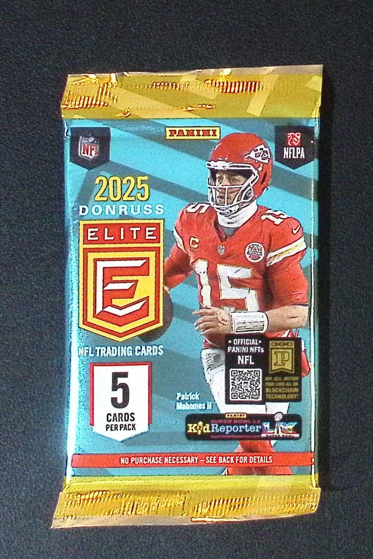 2025 Donruss Elite Football MEGA BOX PACK - Cam Ward, Ashton Jeanty, Dillon Gabriel, Shadeur Sanders: Donruss Elite Football NFL Trading & Sports Cards, Rookie Cards in this set are Jayden Daniels, JJ McCarthy, Bo Nix, Marvin Harrison, Jr, Caleb Williams, Drake Maye, Rated Rookie, Downtown SSP, Sports