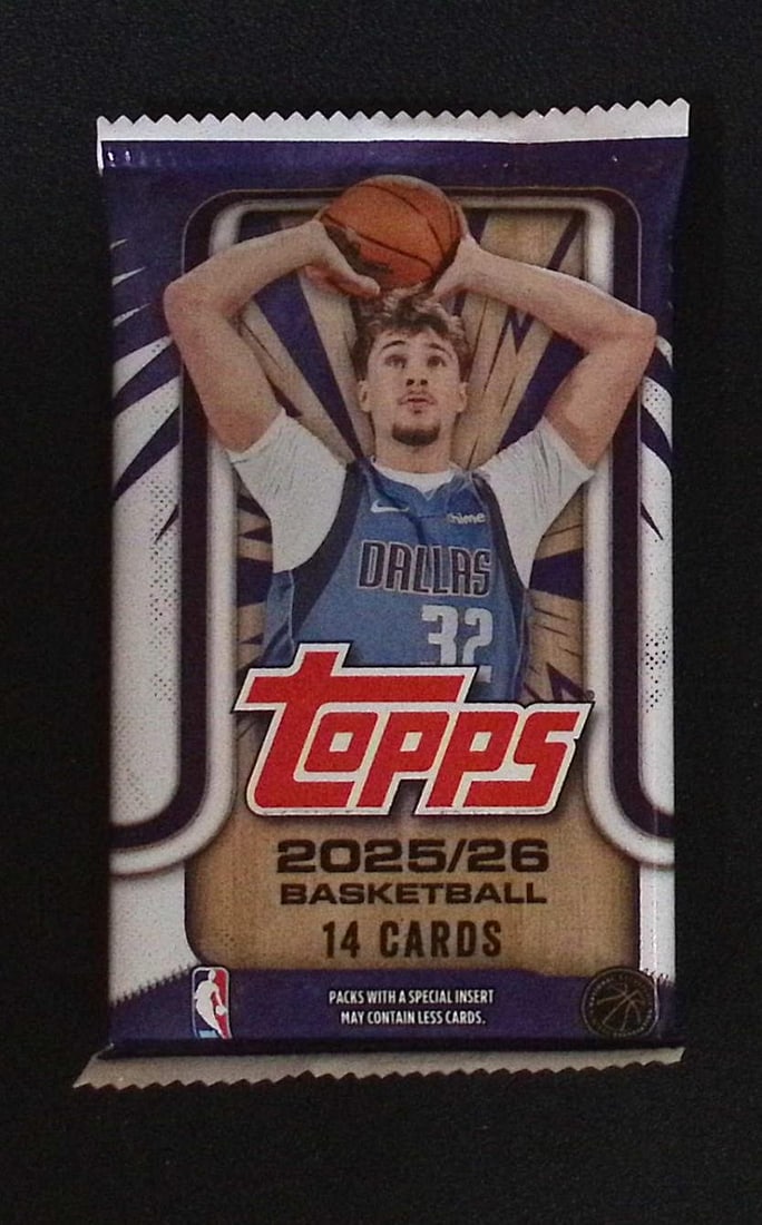 2025-26 Topps Basketball Card MEGA BOX PACK - RC'S: Cooper Flagg, Kon Kneuppel, VJ Edgecombe: Topps Basketball NBA Trading & Sports Cards, Rookie Cards in this set are Cooper Flagg, Dylan Harper, Ace Bailey, V J Edgecombe, Kon Knueppel , Autographs, Signatures, Green Topps Logo Refractor, Auct