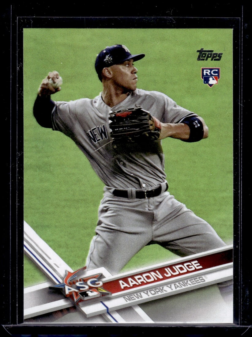 Aaron Judge Rookie Card Throwing 2017 Topps Update #US166 New York Yankees (1 of 2)