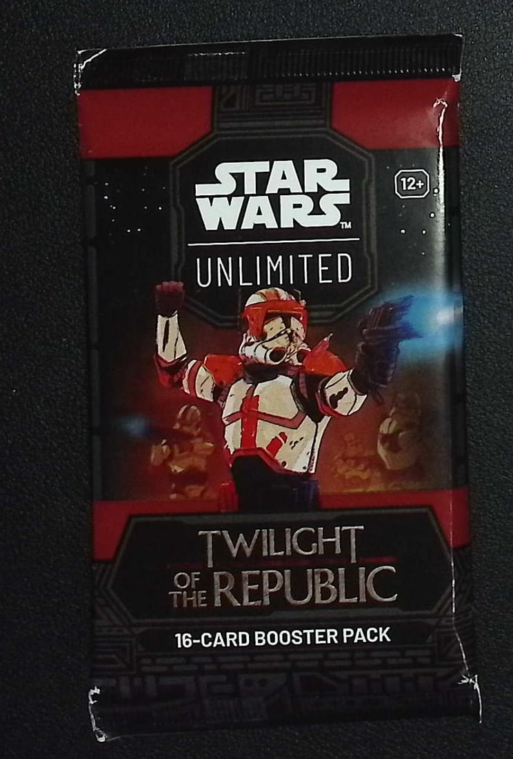 Star Wars Unlimited Twilight of the Republic 16 Card Booster Pack: 1 Rare or Legendary per Pack: Disney TCG, Trading Card Games, 1 Leader, 1 Base/Token, 9 Commons, 3 Uncommon, 1 Rare or Legendary, & 1 Premium Foil Card Per Pack. Darth Vader, Luke Skywalker, Princess Leia, Mandalorian, Yoda, Grogu