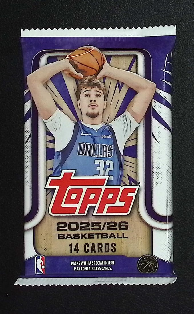 2025-26 Topps Basketball Card MEGA BOX PACK - RC'S: Cooper Flagg, Kon Kneuppel, VJ Edgecombe: Topps Basketball NBA Trading & Sports Cards, Rookie Cards in this set are Cooper Flagg, Dylan Harper, Ace Bailey, V J Edgecombe, Kon Knueppel , Autographs, Signatures, Green Topps Logo Refractor, Auct