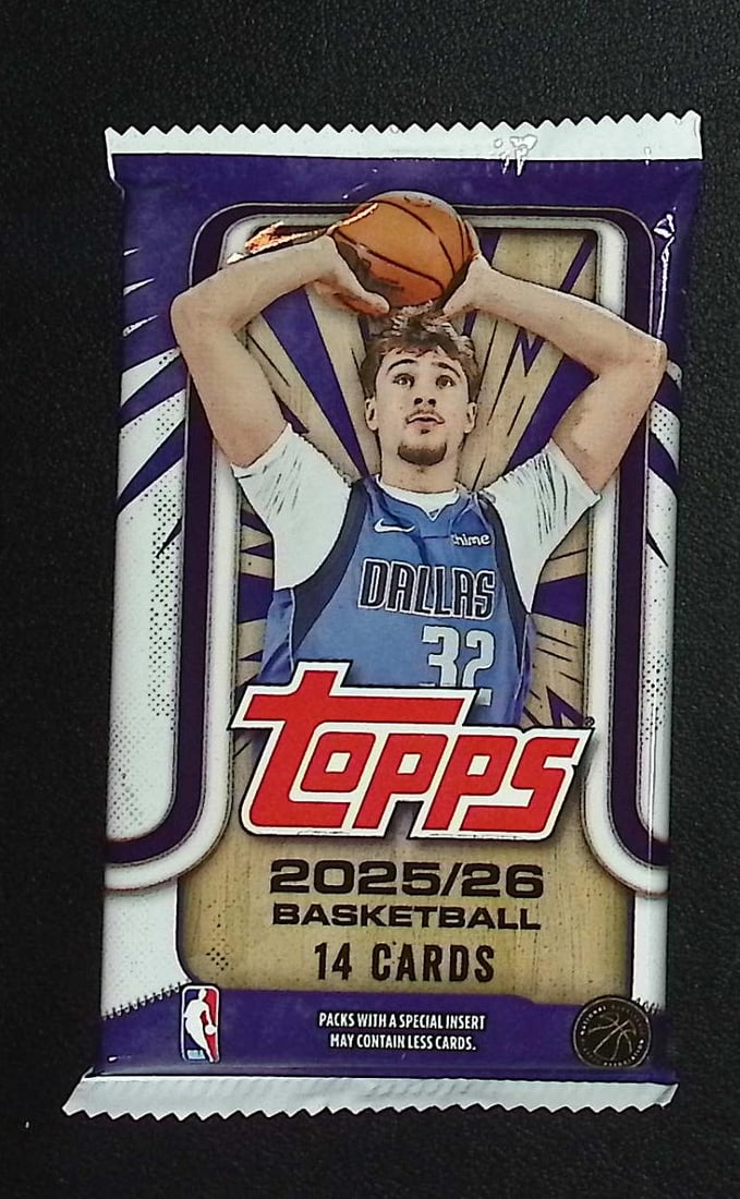 2025-26 Topps Basketball Card MEGA BOX PACK - RC'S: Cooper Flagg, Kon Kneuppel, VJ Edgecombe: Topps Basketball NBA Trading & Sports Cards, Rookie Cards in this set are Cooper Flagg, Dylan Harper, Ace Bailey, V J Edgecombe, Kon Knueppel , Autographs, Signatures, Green Topps Logo Refractor, Auct