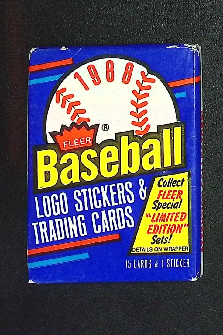 1988 Fleer Baseball Cards Retail Box Pack Sports Cards MLB Trading Cards Rookie Cards: Fleer Vintage Baseball MLB Trading & Sports Cards, World Series & Hall of Fame Players, Rookie Cards in this set are Tom Glavine & Edgar Martinez, Old Sports Cards for Sale Near Me, Valuable Auction M
