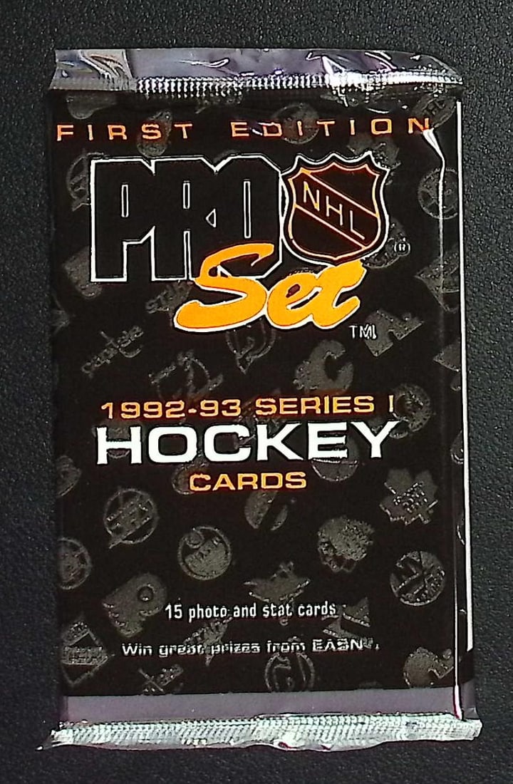 1992-93 Pro Set Series 1 Vintage Hockey Card Factory Sealed Retail Box Pack Sports Cards: Pro Set Vintage Hockey NHL Trading & Sports Cards, Brett Hull, Ray Bourque, Patrick Roy, Mario Lemieux, Wayne Gretzky, Sports Cards for Sale Near Me, Auction Lots for Sale on Line, Stanley Cup Winners