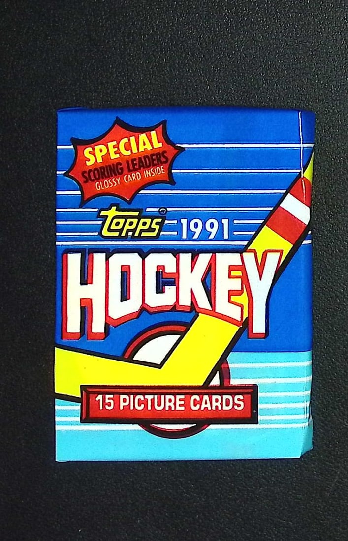 1991 Topps Hockey Card Retail Box Wax Pack Sports Cards: Topps Vintage Hockey NHL Trading & Sports Cards, Brett Hull, Ray Bourque, Patrick Roy, Mario Lemieux, Wayne Gretzky, Old Sports Cards for Sale Near Me, Stanley Cup & Hall of Fame Players, Valuable Auc