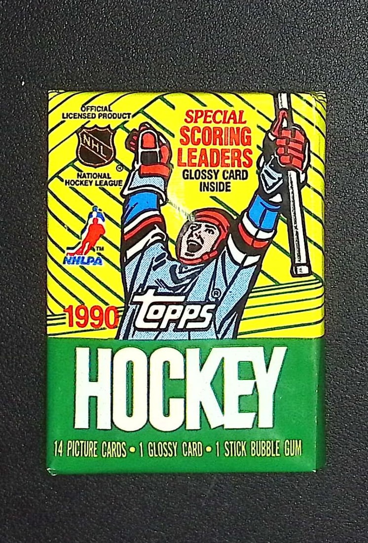 1990 Topps Vintage Hockey Cards Retail Box Wax Pack Sports Cards Wayne Gretzky: 1990 Topps Vintage Hockey Card Retail Box Wax Pack, Sports Cards, Brett Hull, Ray Bourque, Patrick Roy, Mario Lemieux, Wayne Gretzky, NHL Trading Cards, Stanley Cup, NHL Hall of Fame Player Trading