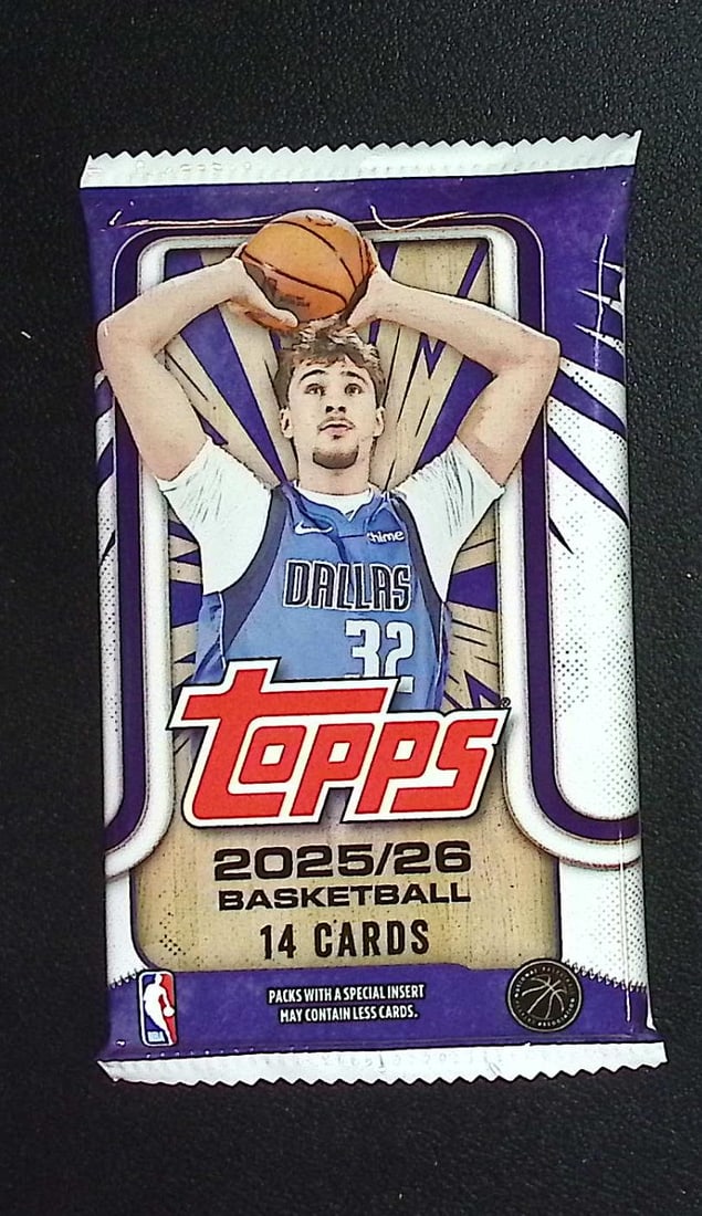 2025-26 Topps Basketball Card MEGA BOX PACK - RC'S: Cooper Flagg, Kon Kneuppel, VJ Edgecombe: Topps Basketball NBA Trading & Sports Cards, Rookie Cards in this set are Cooper Flagg, Dylan Harper, Ace Bailey, V J Edgecombe, Kon Knueppel , Autographs, Signatures, Green Topps Logo Refractor, Auct