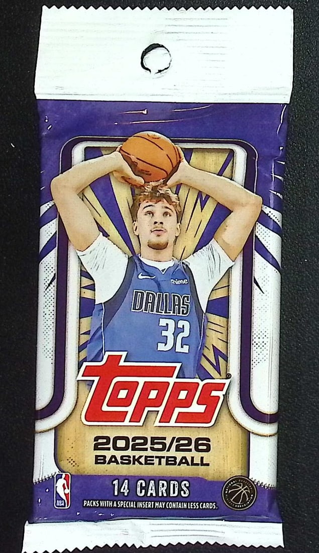 2025-26 Topps Basketball Card HANGER RETAIL PACK - RC'S: Cooper Flagg, Kon Kneuppel, VJ Edgecombe: Topps Basketball NBA Trading & Sports Cards, Rookie Cards in this set are Cooper Flagg, Dylan Harper, Ace Bailey, V J Edgecombe, Kon Knueppel , Autographs, Signatures, Green Topps Logo Refractor, Auct