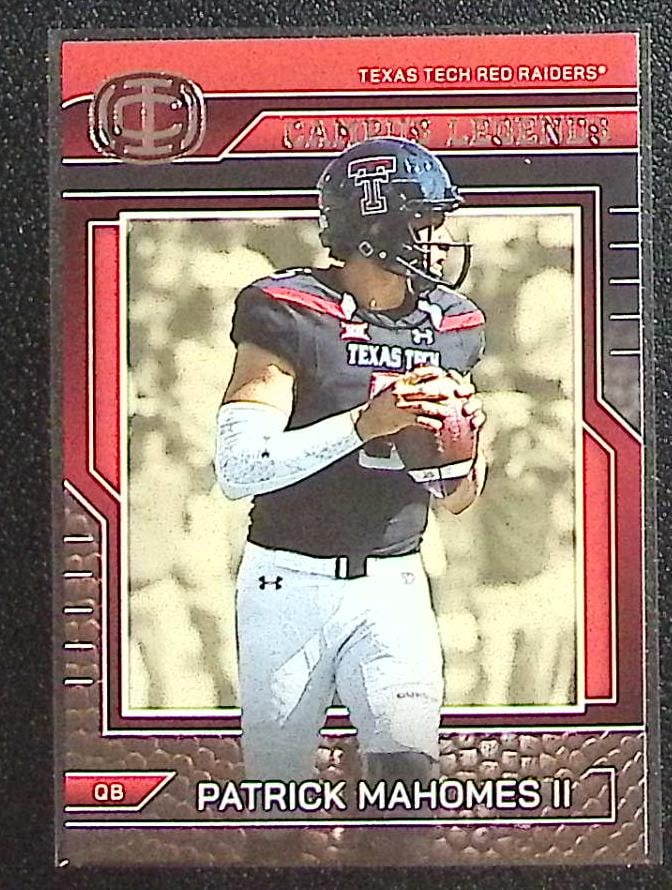 Patrick Mahomes Campus Legends 2025 Panini Icon Collection Mahomes #CL-3 (1 of 2)