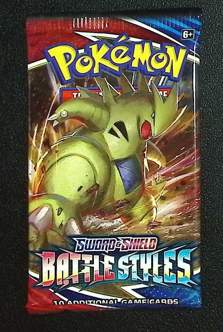 Pokemon Sword and Shield Battle Styles 10 Card Booster Pack Charizard Pikachu Holo Rare Cards: Pokemon Trading Card Game Cards, Charizard, Pikachu, Mewto, EX, Referse Holo, Holo Rare Cards, Secret Rare Cards, Full Art Cards, Evee, 3 Stars Ultra Rare Cards, Double Rare, Illustration Rare,