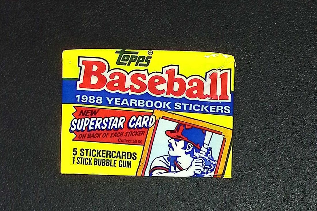 1988 Topps Vintage Baseball YEARBOOK STICKERS Retail Box Wax Pack Sports Cards (1 of 1)
