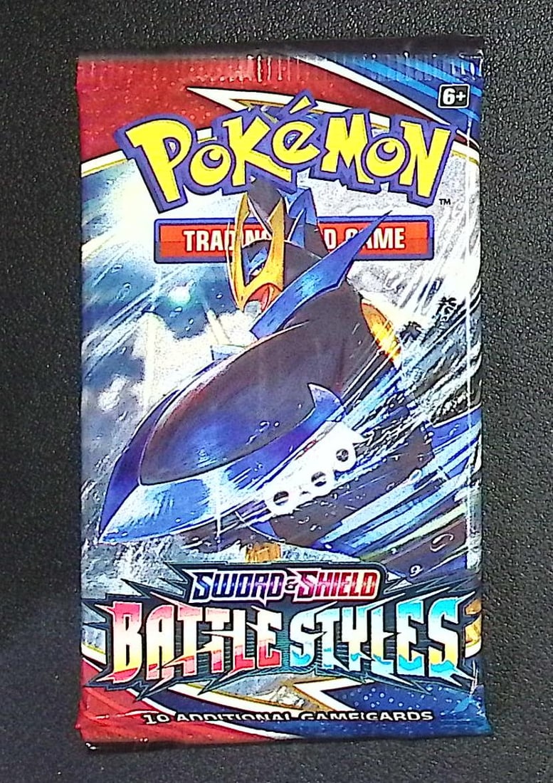 Pokemon Sword and Shield Battle Styles 10 Card Booster Pack Charizard Pikachu Holo Rare Cards: Pokemon Trading Card Game Cards, Charizard, Pikachu, Mewto, EX, Referse Holo, Holo Rare Cards, Secret Rare Cards, Full Art Cards, Evee, 3 Stars Ultra Rare Cards, Double Rare, Illustration Rare, Specia