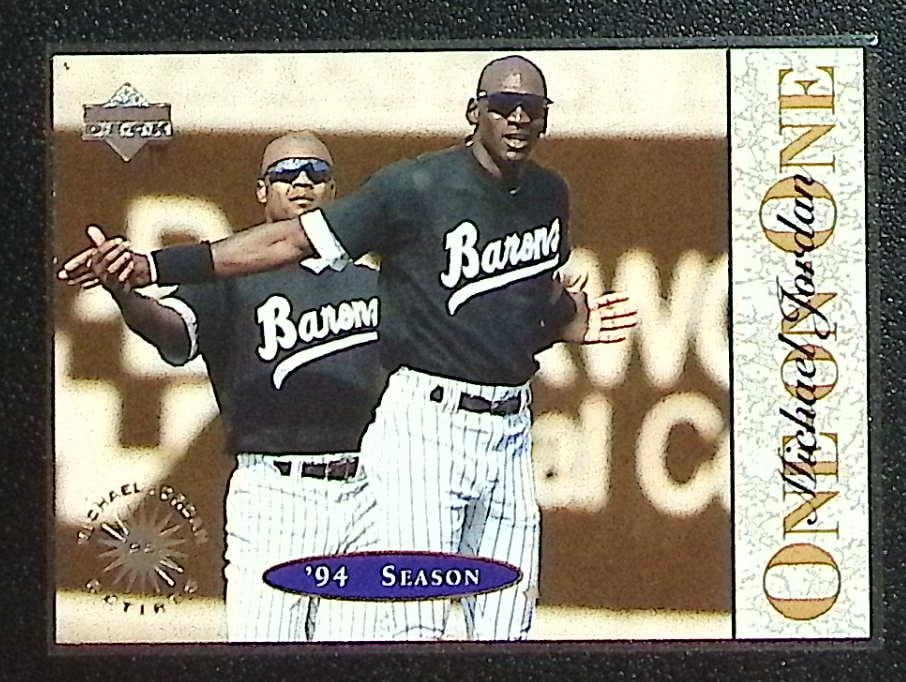 Michael Jordan One on One 1995 Upper Deck #7 Chicago White Sox: Upper Deck Baseball MLB Trading & Sports Cards, Old Sports Cards for Sale Near Me, Auction Memorabilia Lots for Sale On Line, World Series & Hall of Fame Players