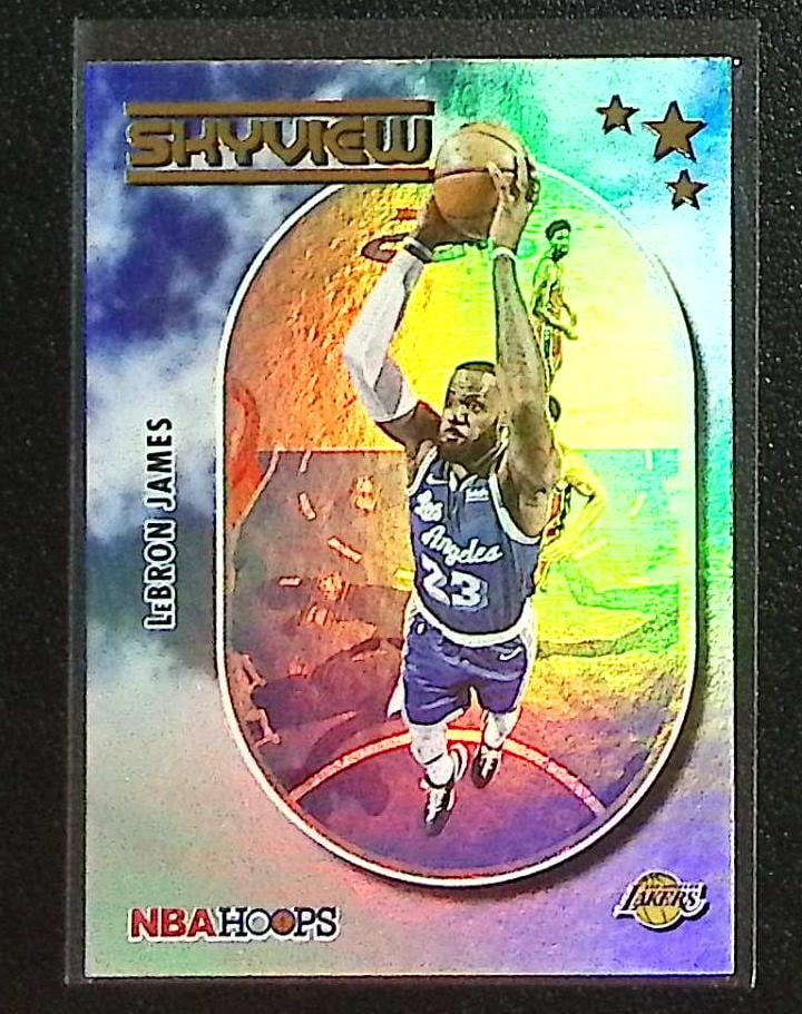 LeBron James Skyview Holo 2021-22 Panini NBA Hoops #3 Los Angeles Lakers (1 of 2)