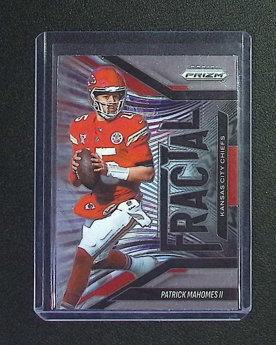 Patrick Mahomes, II Fractal 2025 Panini Prizm #5 (1 of 2)