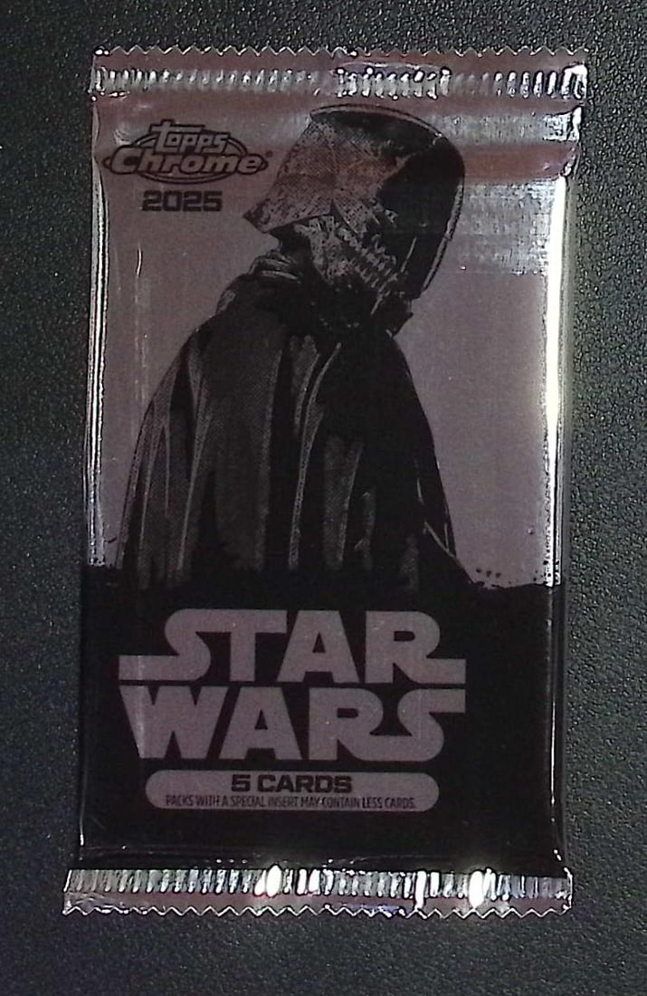 2025 Star Wars Topps Chrome Super Box Bonus Pack with Exclusive Base Variations: Disney Topps Trading Cards of Movies & Television Shows, Refractors, Ray Waves, Numbered Rare Cards. Darth Vader, Luke Skywalker, Princess Leia, Mandalorian, Yoda, Grogu, Han Solo, Rebellion, Imperial