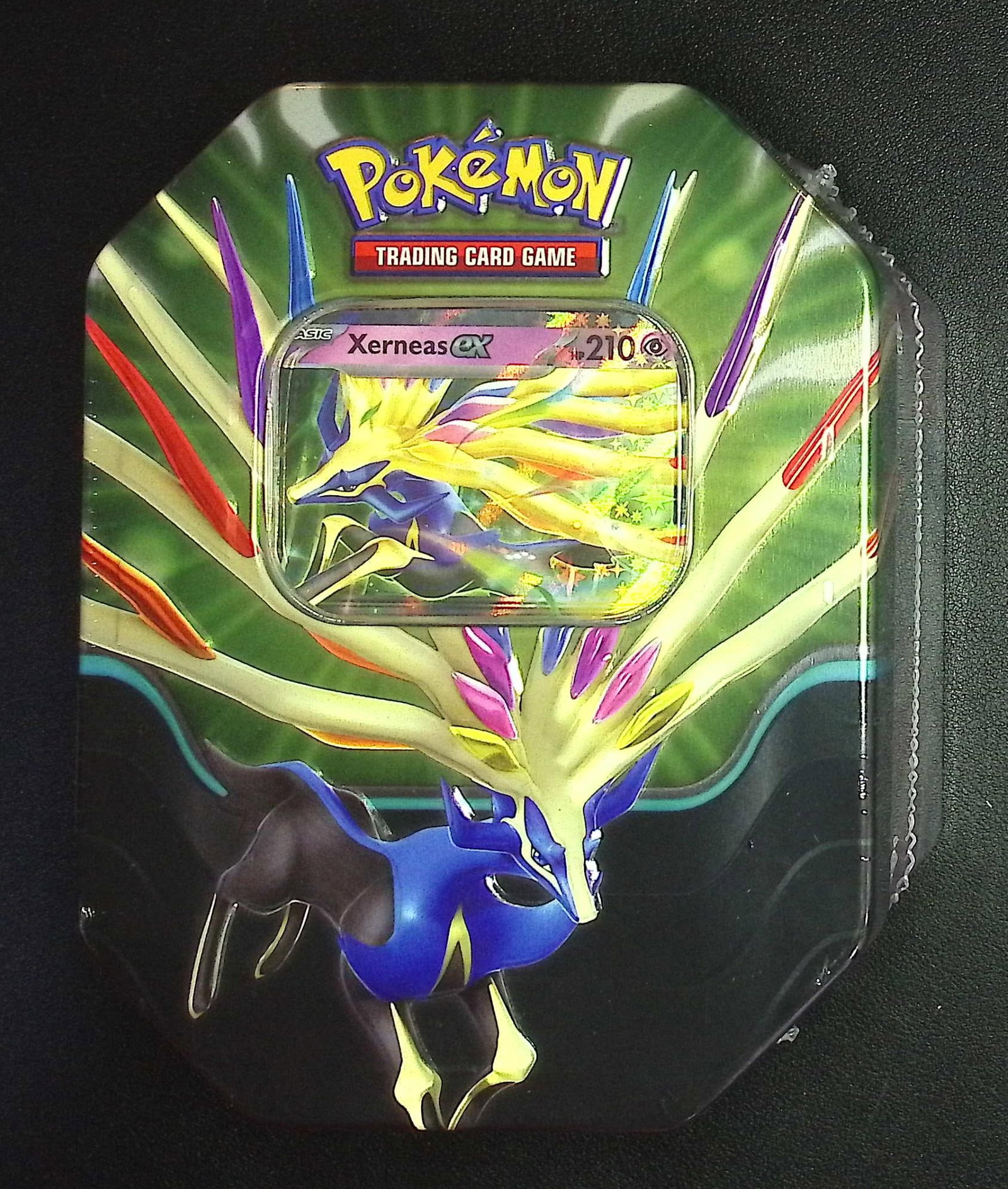 Pokemon Aure Legends Tin: 4 Booster Packs & 1 Foil Promo Card of Kyogre ex, Xerneas ex, or Dialga ex (1 of 2)