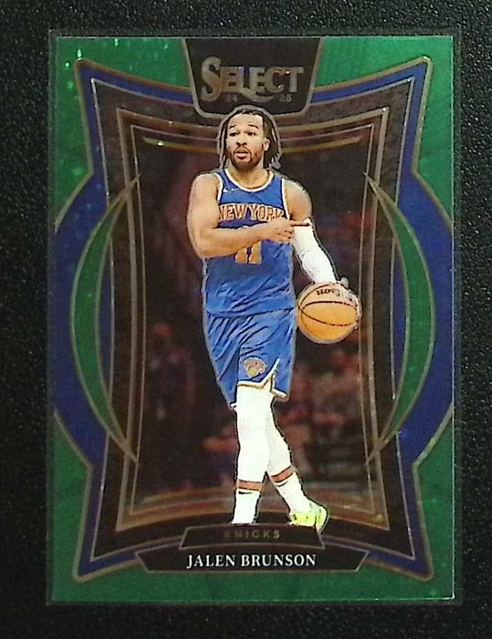 Jalen Brunson Green Stars Prizm 2024-25 Select #42 New York Knicks (1 of 2)
