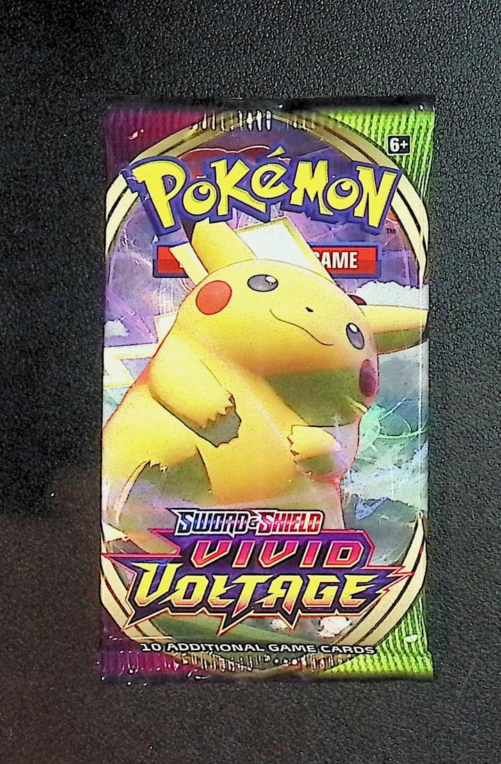 Pokemon Sword and Shield Vivid Voltage 10 Card Booster Pack Charizard Pikachu Holo Rare Cards: Pokemon Trading Card Game Cards, Charizard, Pikachu, Mewto, EX, Referse Holo, Holo Rare Cards, Secret Rare Cards, Full Art Cards, Evee, 3 Stars Ultra Rare Cards, Double Rare, Illustration Rare, Specia