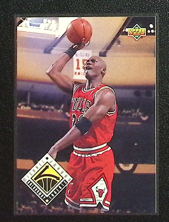 Michael Jordan Breakaway Threats 1993-94 Upper Deck #438 Chicago Bulls (1 of 2)