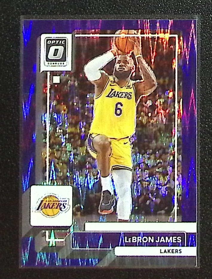 LeBron James Purple Shock Prizm 2022-23 Donruss Optic #116 Los Angeles Lakers (1 of 2)