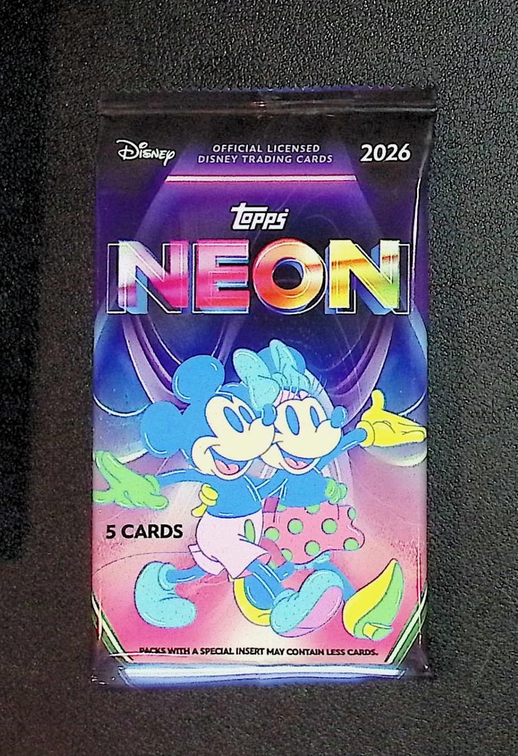 2026 Topps Disney Neon MEGA BOX PACK (1 of 1)
