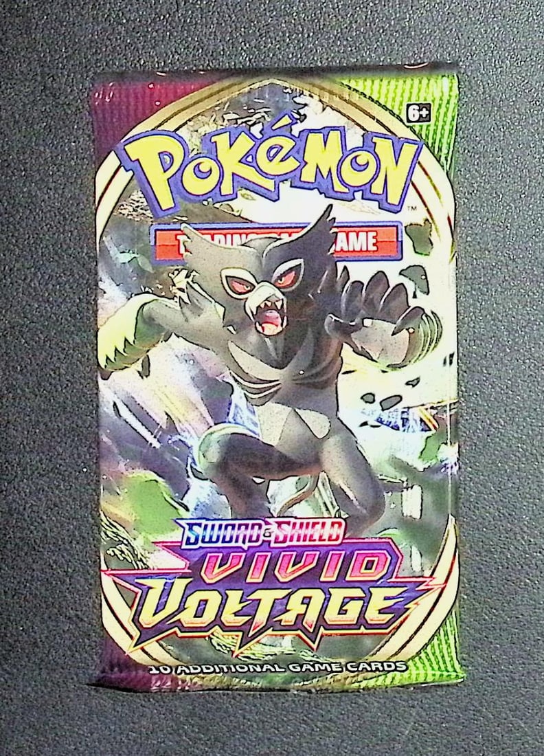 Pokemon Sword and Shield Vivid Voltage 10 Card Booster Pack Charizard Pikachu Holo Rare Cards: Pokemon Trading Card Game Cards, Charizard, Pikachu, Mewto, EX, Referse Holo, Holo Rare Cards, Secret Rare Cards, Full Art Cards, Evee, 3 Stars Ultra Rare Cards, Double Rare, Illustration Rare, Specia